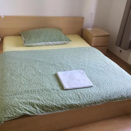 Homestay Na Farkane Prague